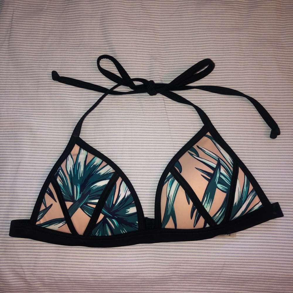 Victoria’s Secret PINK Palm Bikini Top